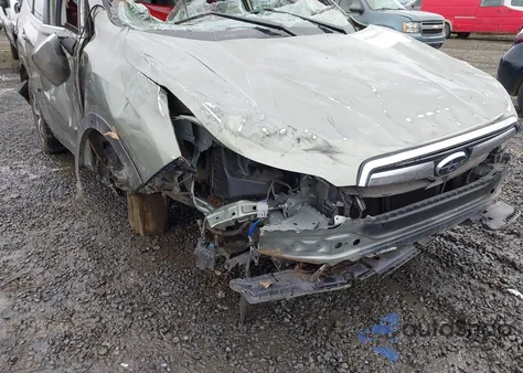 2021 Subaru Forester Touring z USA, uszkodzony, nr VIN JF2SKAXC4MH479072